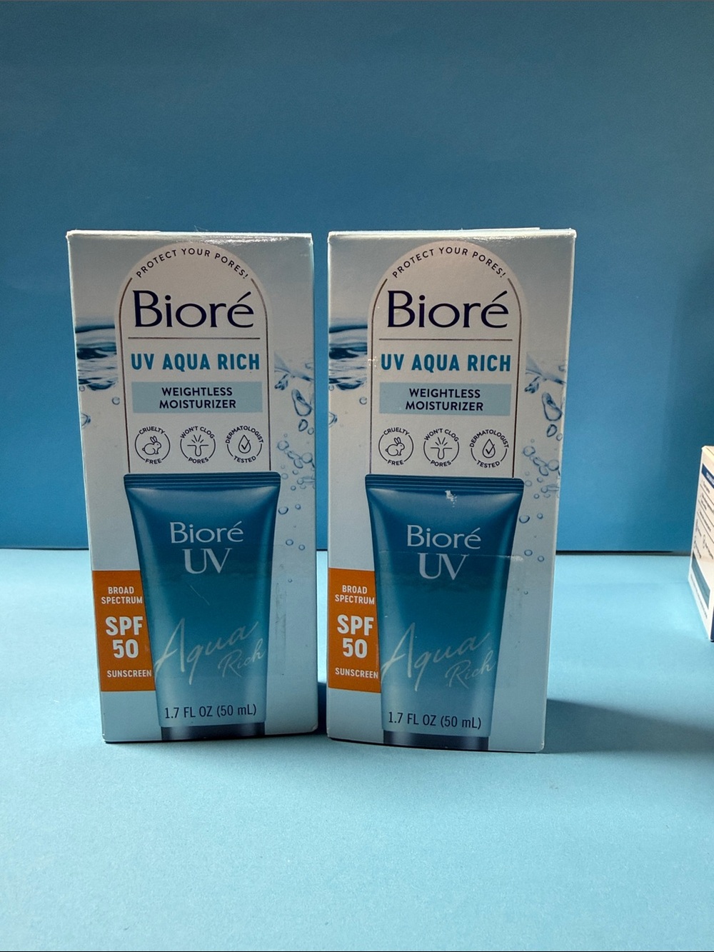 Bioré UV Aqua Rich SPF 50 Weightless Moisturizer - Blue